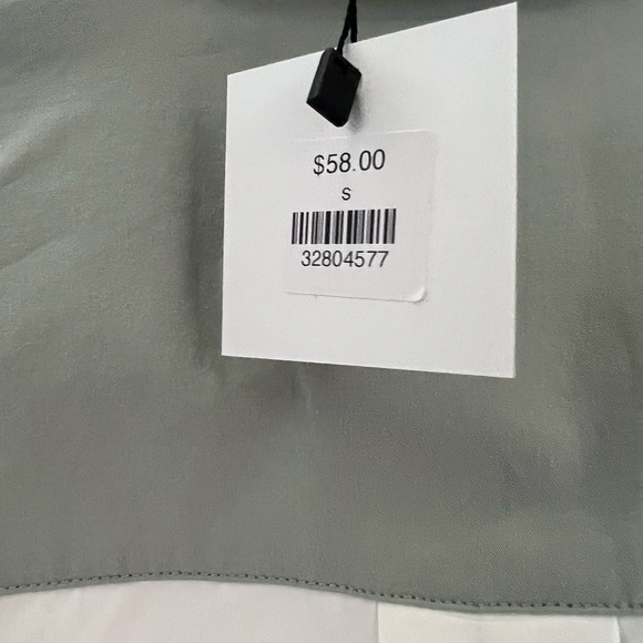 NWT Two Tone Crescent Button Up Shirt Cropped - Picture 3 of 4